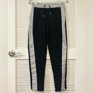 Nike • Girls Black/Gray Fleece Joggers